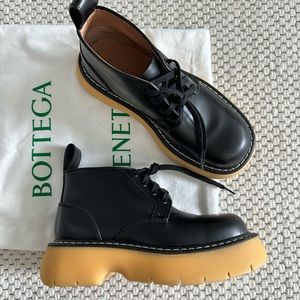 Bottega Veneta Swell Ankle Boots